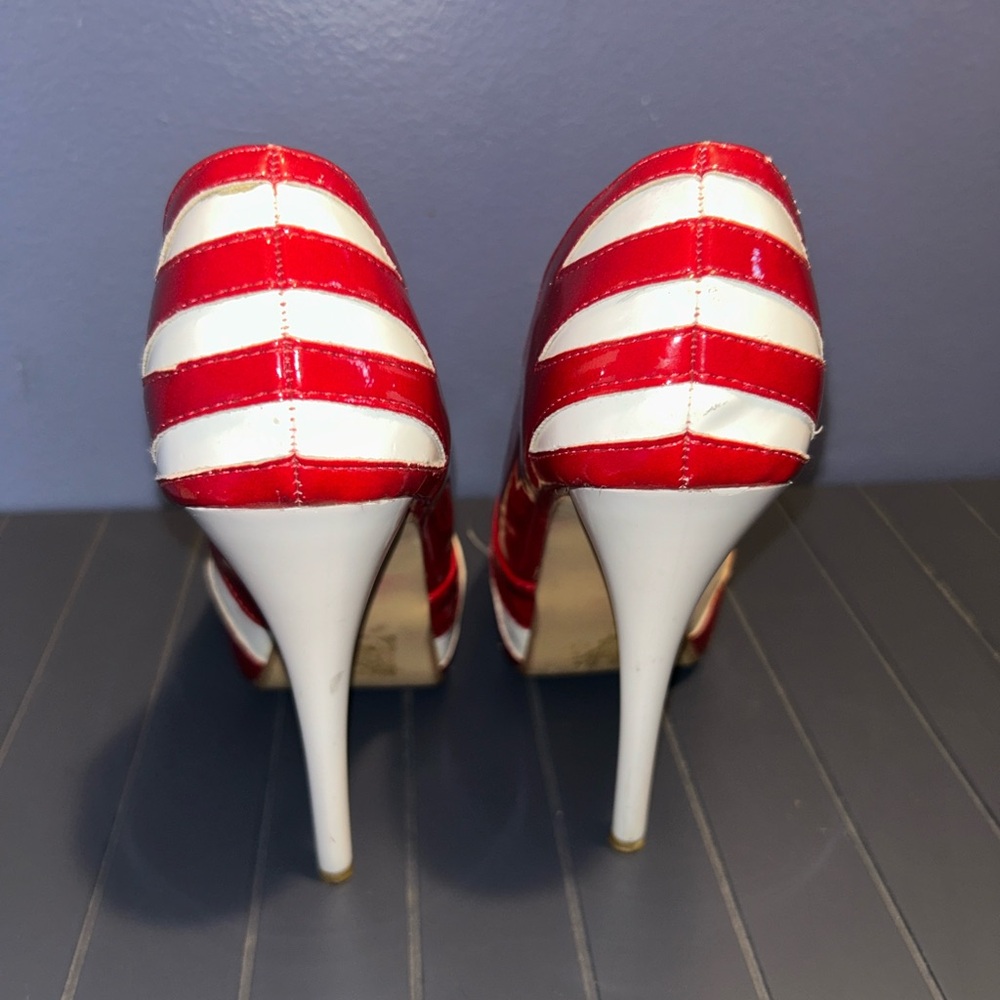 Shoe Dazzle Circus 🎪 Peep Toe Heels - Picture 4 of 6